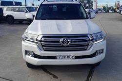 2020 Toyota
Landcruiser VX