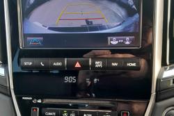 2020 Toyota
Landcruiser VX