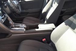 2016 Honda
                Civic VTi-S
