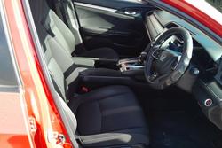 2016 Honda
                Civic VTi-S