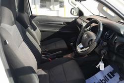 2023 Toyota
Hilux Workmate