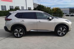 2022 Nissan
X-TRAIL Ti