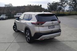 2022 Nissan
X-TRAIL Ti