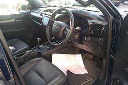 2024 Toyota
Hilux Rogue 48V