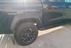 2024 Toyota
Hilux Rogue 48V