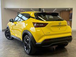 2024 Nissan
JUKE ST+