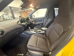 2024 Nissan
JUKE ST+