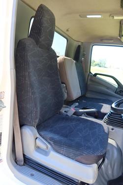 2015 Hino
300 Series - 917 Mwb
