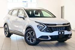 2023 Kia
                Sportage S