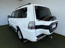 2015 Mitsubishi
Pajero GLX
