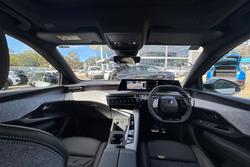 2024 Peugeot
3008 GT Premium Hybrid
