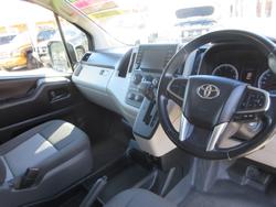 2020 Toyota Hiace Commuter