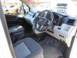 2020 Toyota Hiace Commuter