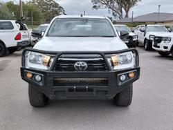 2020 Toyota
Hilux SR