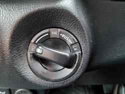 2020 Toyota
Hilux SR