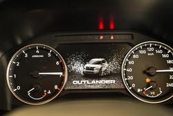2024 Mitsubishi
Outlander LS