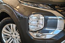 2024 Mitsubishi
Outlander LS