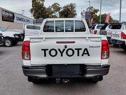 2021 Toyota
Hilux SR