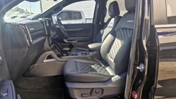 2024 Ford
Everest Platinum
