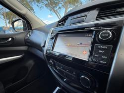 2018 Nissan Navara ST D23 Series 3 4x2 Cosmic Black