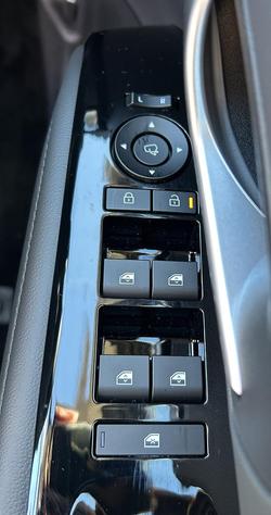 2024 Hyundai
                Tucson Premium