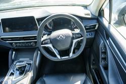 2024 LDV
D90 Executive