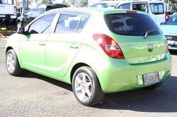 2011 Hyundai i20 Active PB MY12 Electric Green