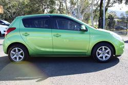 2011 Hyundai i20 Active PB MY12 Electric Green