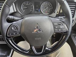 2020 Mitsubishi Outlander ES ZL MY21 White