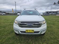 2017 Ford
Everest Trend