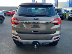 2020 Ford
Everest Trend