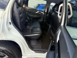 2016 Mitsubishi
Pajero Sport Exceed