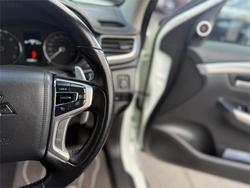 2016 Mitsubishi
Pajero Sport Exceed