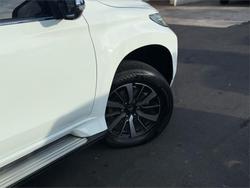 2016 Mitsubishi
Pajero Sport Exceed