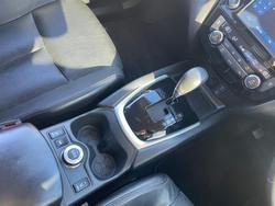 2015 Nissan
X-TRAIL ST-L