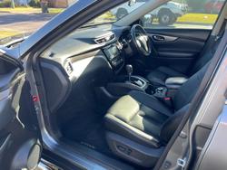 2015 Nissan
X-TRAIL ST-L