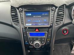 2016 Hyundai
i30 SR Premium