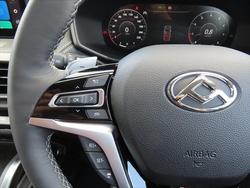 2025 LDV
D90 Executive