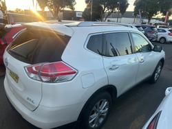 2017 Nissan
X-TRAIL ST-L