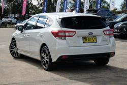 2016 Subaru
                Impreza 2.0i
