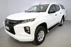 2021 Mitsubishi
Triton GLX+