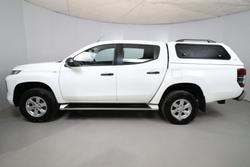 2021 Mitsubishi
Triton GLX+