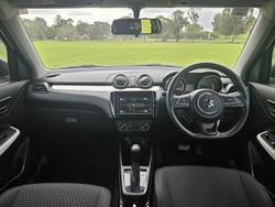 2020 Suzuki Swift GL Navigator