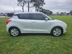 2020 Suzuki Swift GL Navigator