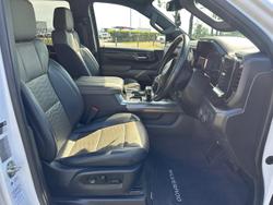 2023 Chevrolet Silverado 1500 ZR2 W/Tech Pack T1 MY24 4X4 Summit White