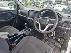 2022 Isuzu
D-MAX SX