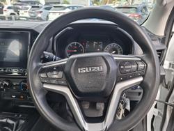 2022 Isuzu
D-MAX SX