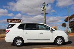 2015 SsangYong
Stavic