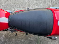 2010 Triumph THRUXTON 900 RED