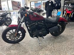 2011 Harley-Davidson XL883 IRON 883 RED